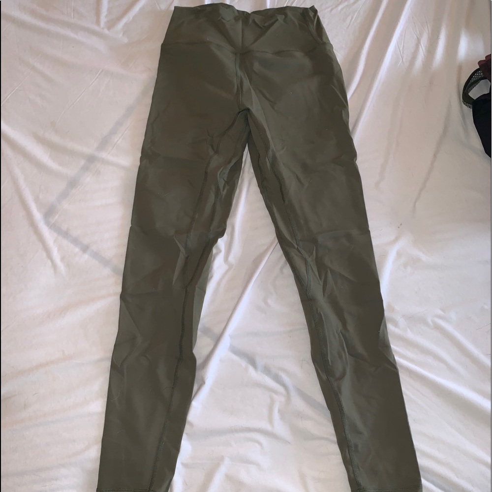 Til You Collapse scrunch legging